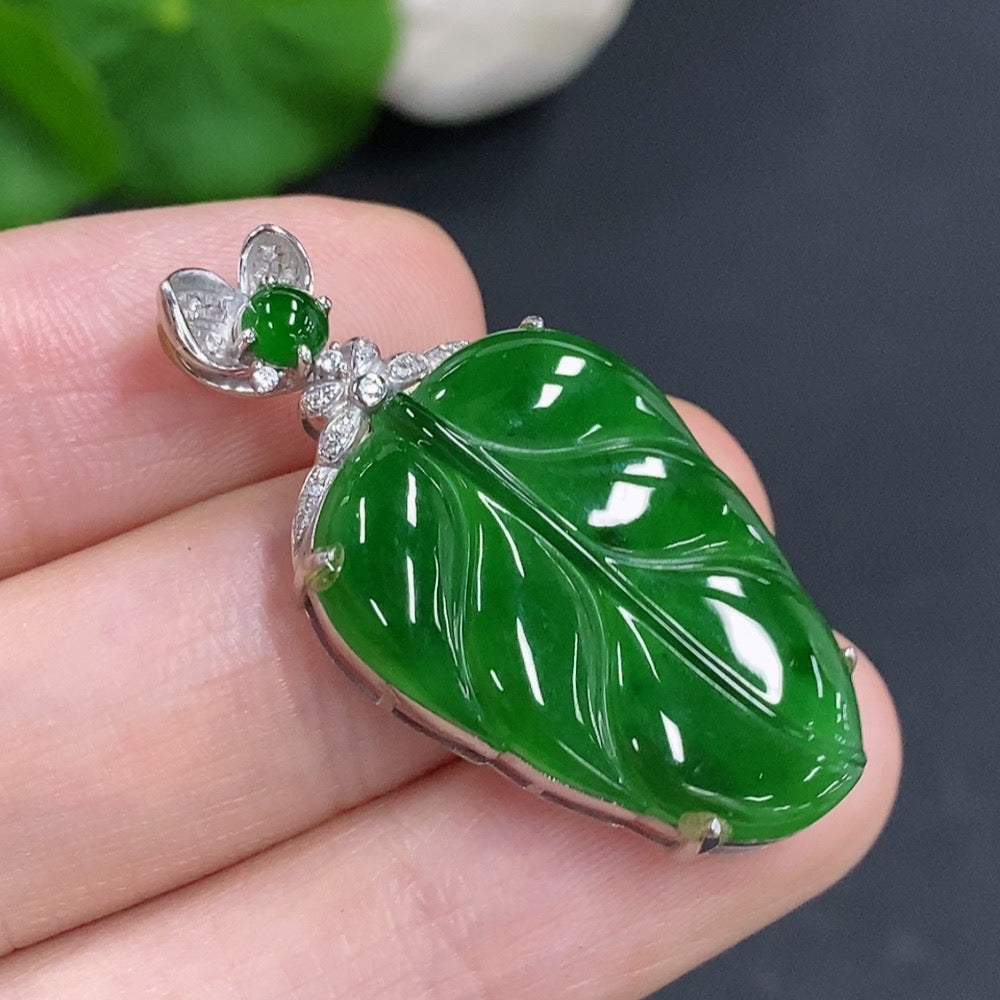 Jadeite Leaf Pendant 18K Gold with Diamond Accents