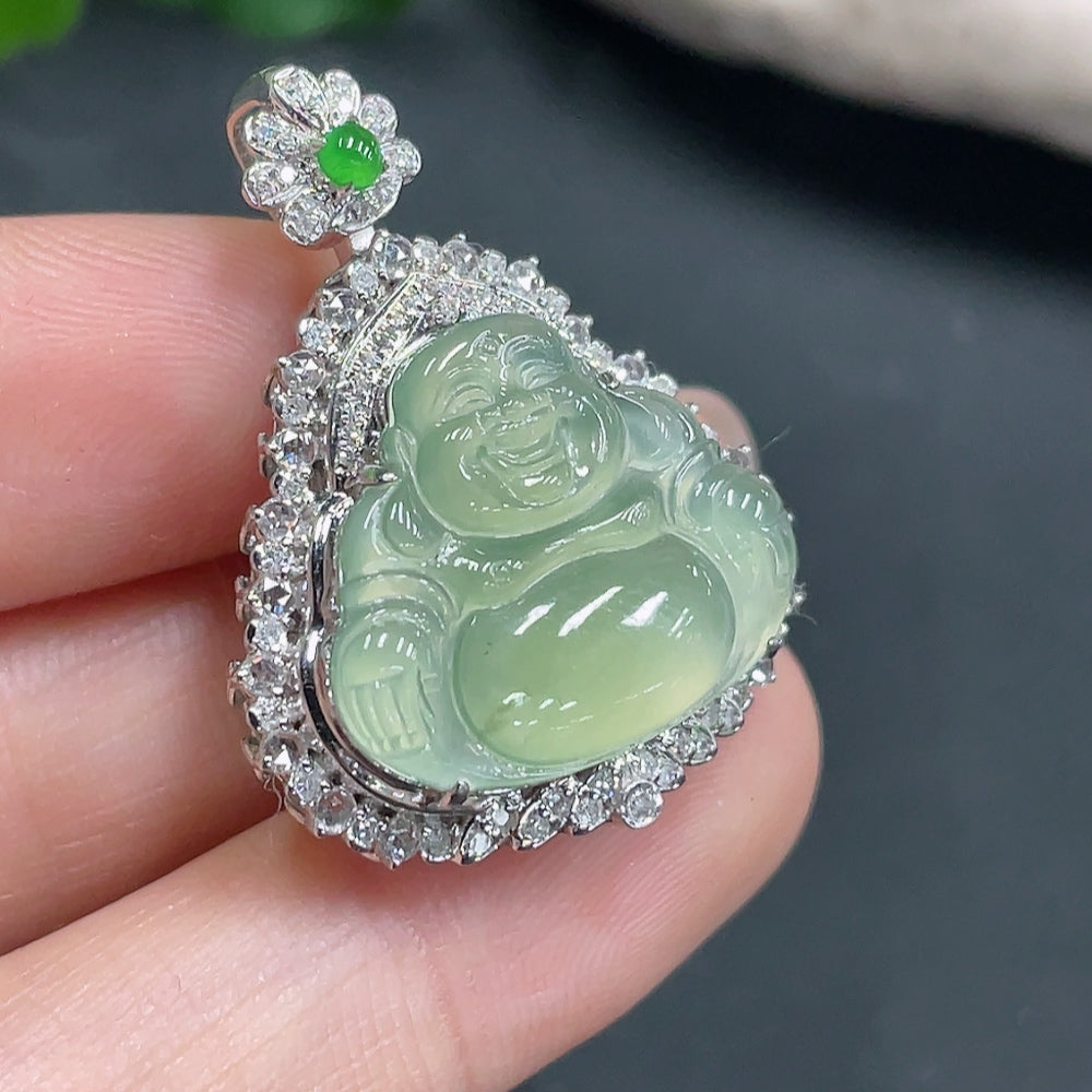 Jadeite inlaid Buddha pendant 18k total weight approx. 7.19g