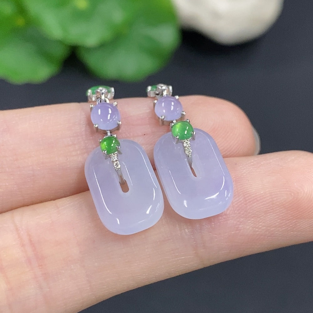 HKHQ jadeite earrings set in 18k gold with diamond accents, showcasing elegant jewelry with a delicate design
