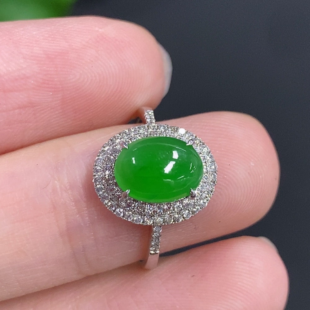 Jadeite Cabochon Ring 69% GoldWith Diamond Accents