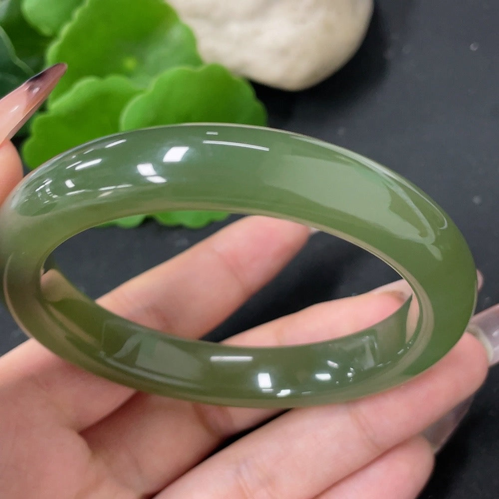 Hetian Jade Round Bracelet Size 56.4 Total Weight Approx. 49.3g