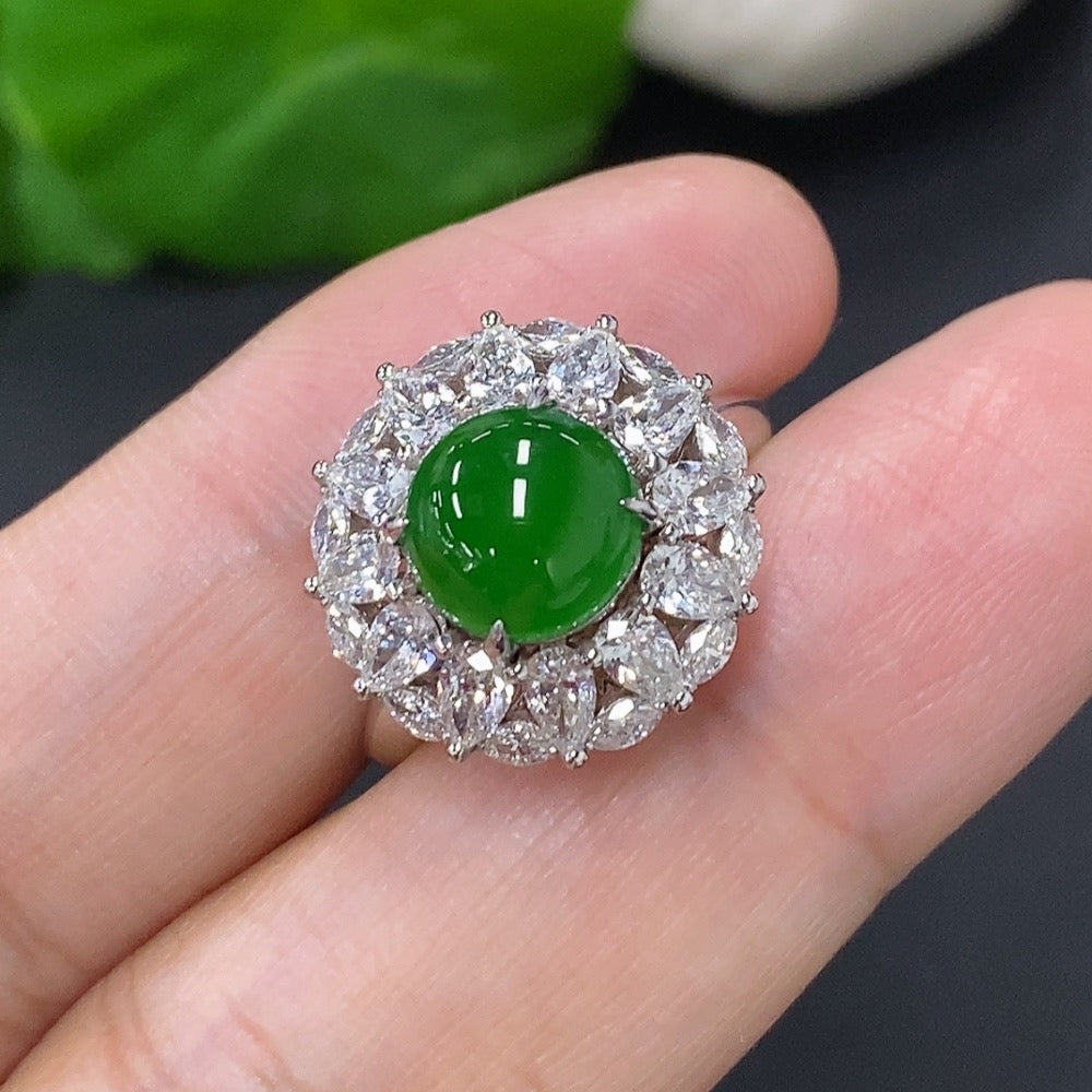 Jadeite Cabochon Inlaid Ring 18K Gold Size 12 Total Weight Approx. 5.2g (With Diamond Accents)