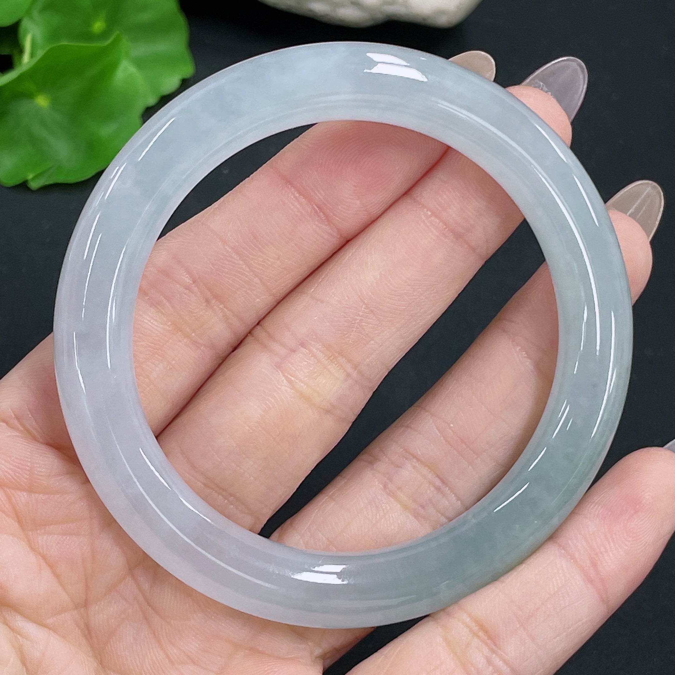 Jadeite Round Bangle Total Weight Approx. 48.6g Size 54.8