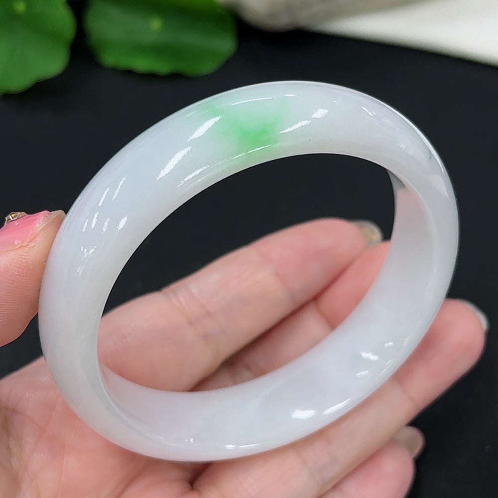 Jadeite Round Bangle