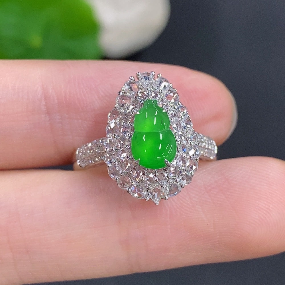 Jadeite Gourd Inlaid Ring 18k GoldWith Diamond Accents