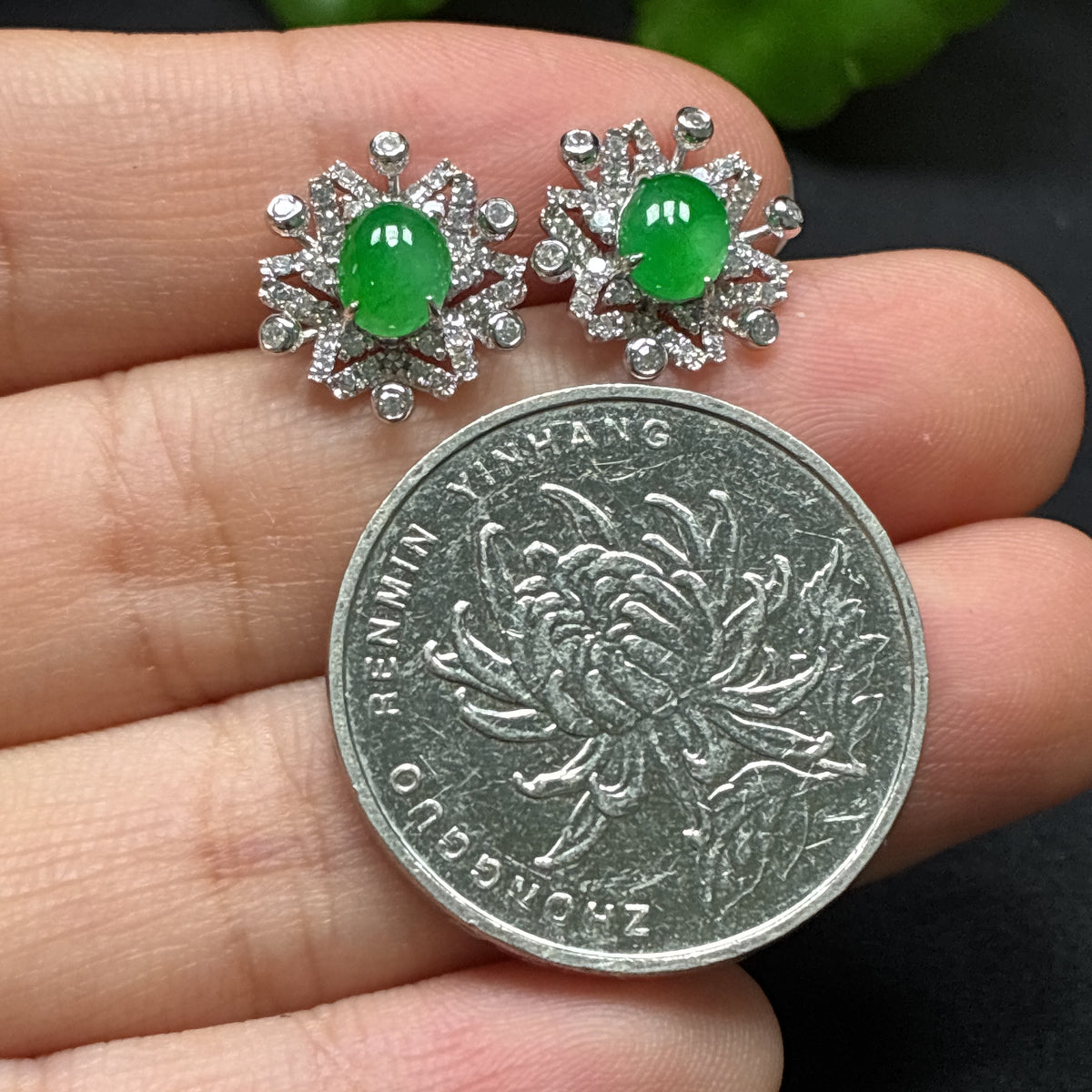 Jadeite Inlaid Earrings 18K
