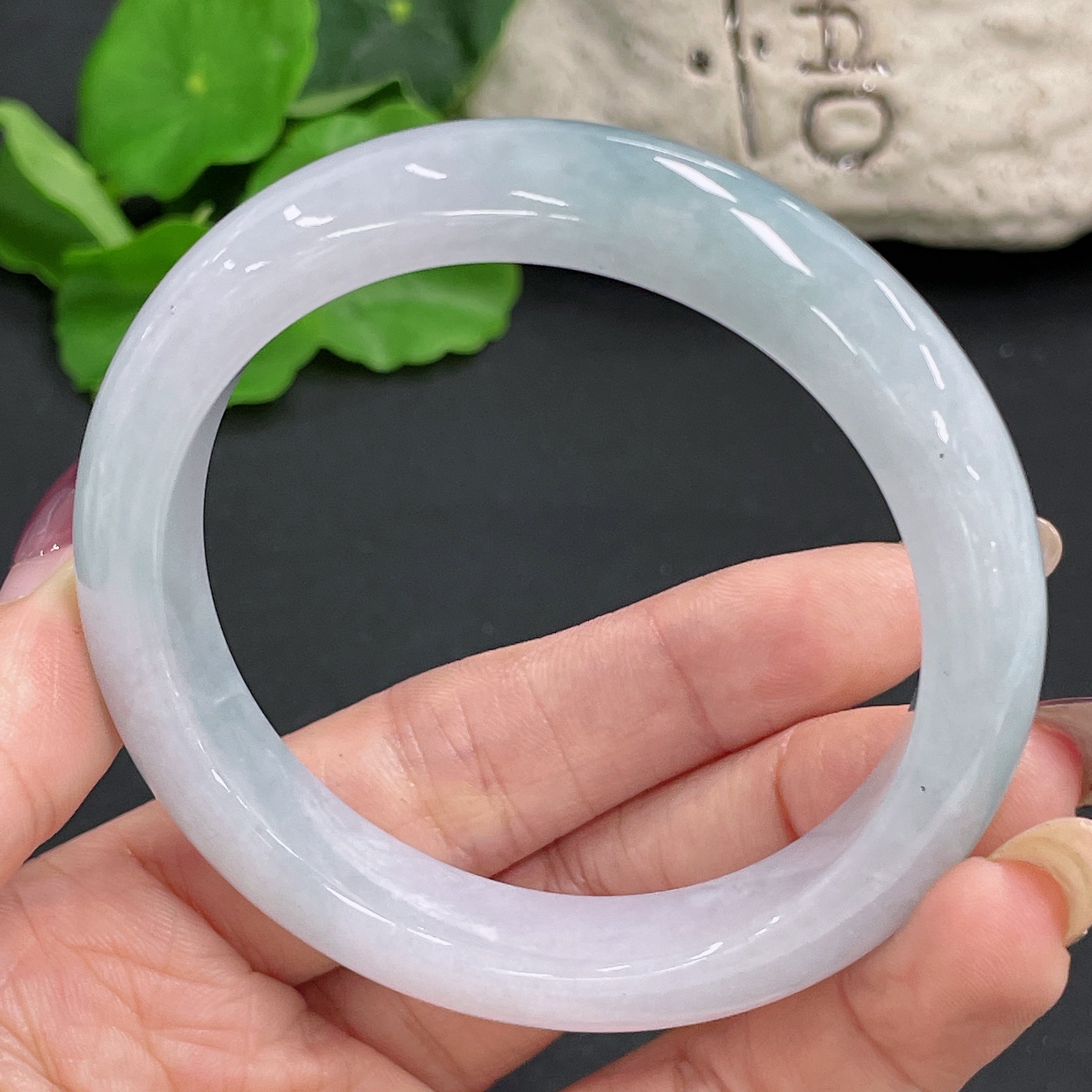 Jadeite round bracelet Size 56.2 Total weight approx. 55.09g