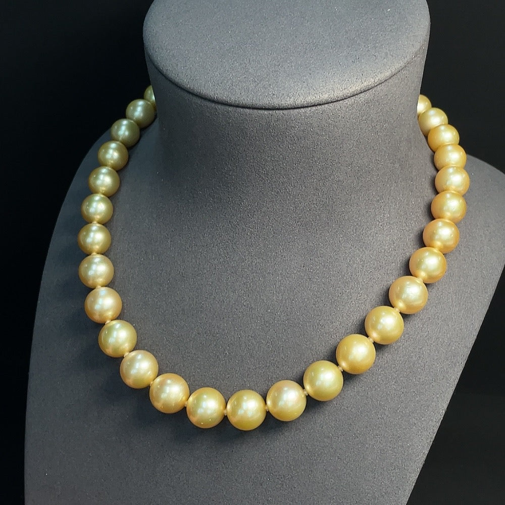 Seawater Pearl Strand 14k Gold Approx. Color Origin Undetermined