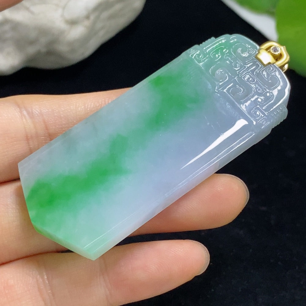 Jadeite Antique Pendant 18k Non-Diamond