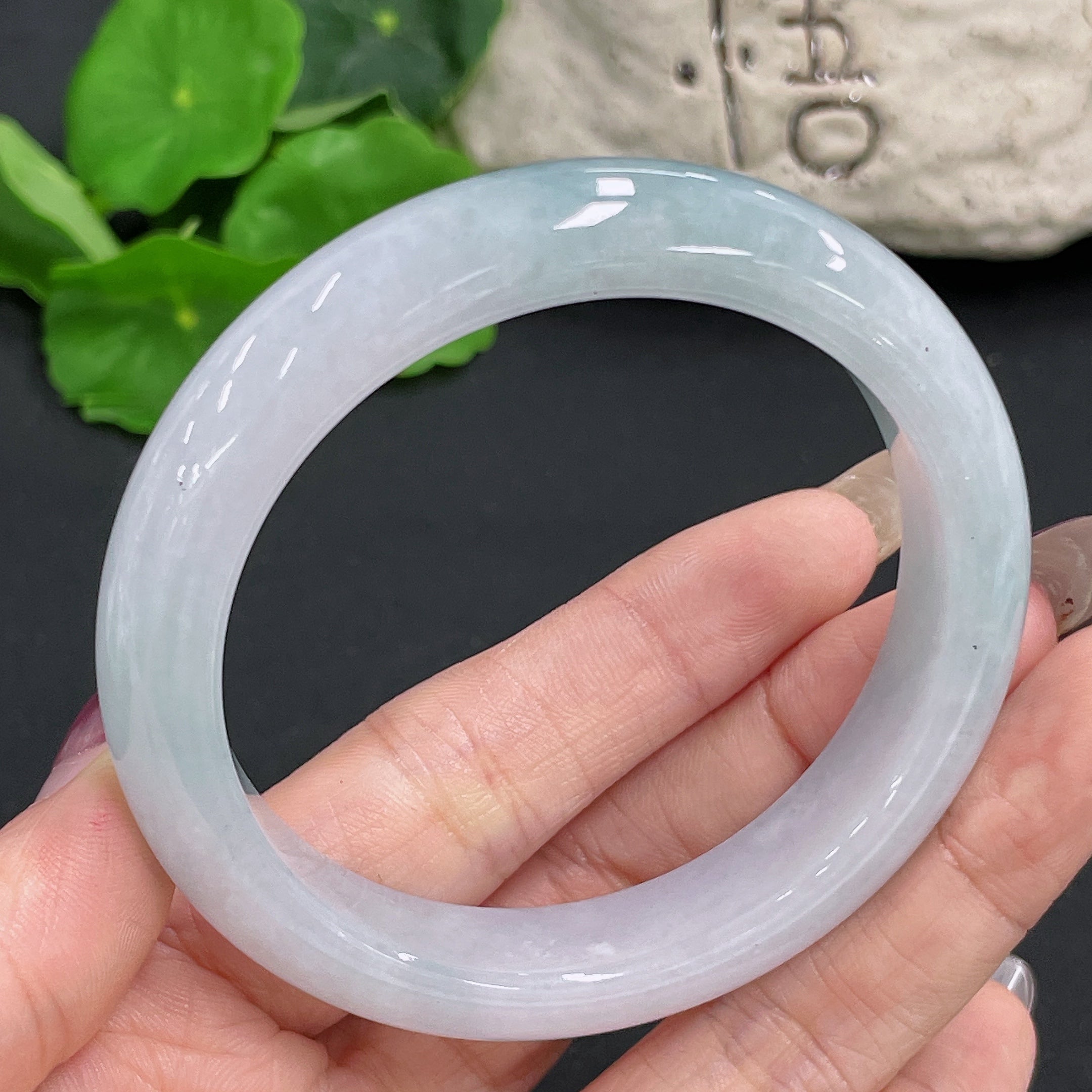 Jadeite round bracelet Size 56.2 Total weight approx. 55.09g