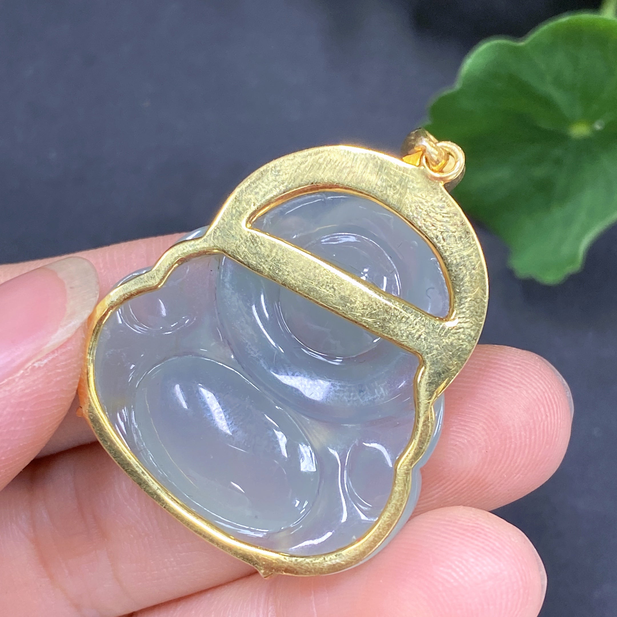 JadeiteInlaid Pendant Non-Gold Inlaid