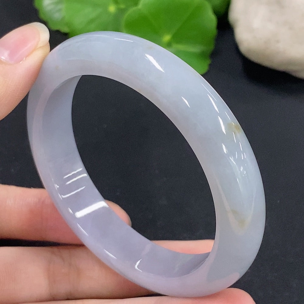 Jadeite round bangle in size 54.8 with an approximate weight of 55.04g, crafted by HKHQ, showcasing smooth, polished jade jewelry.