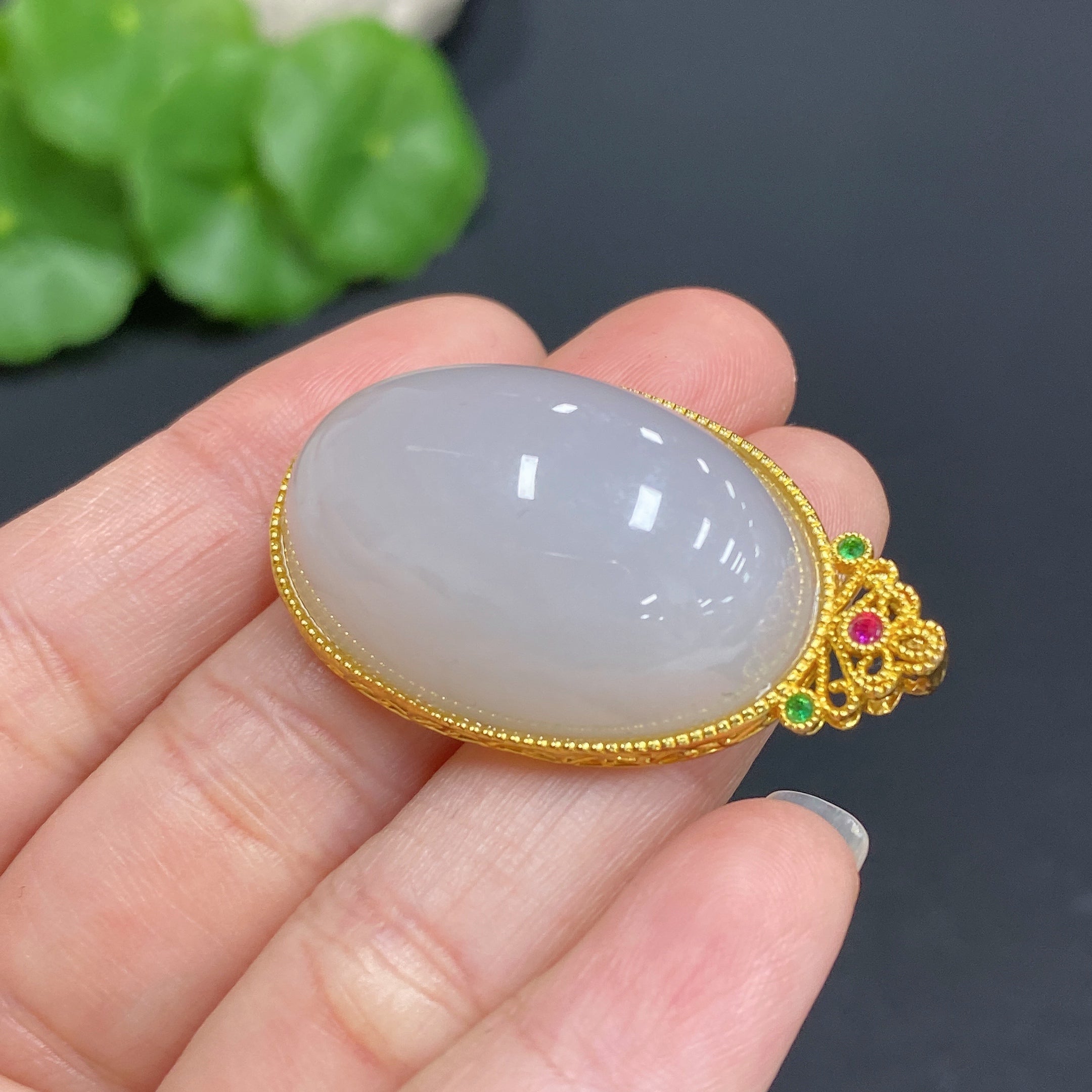 Hetian Jade Inlaid Pendant Suspected Gold-Plated Total Weight Approx. 11.2g