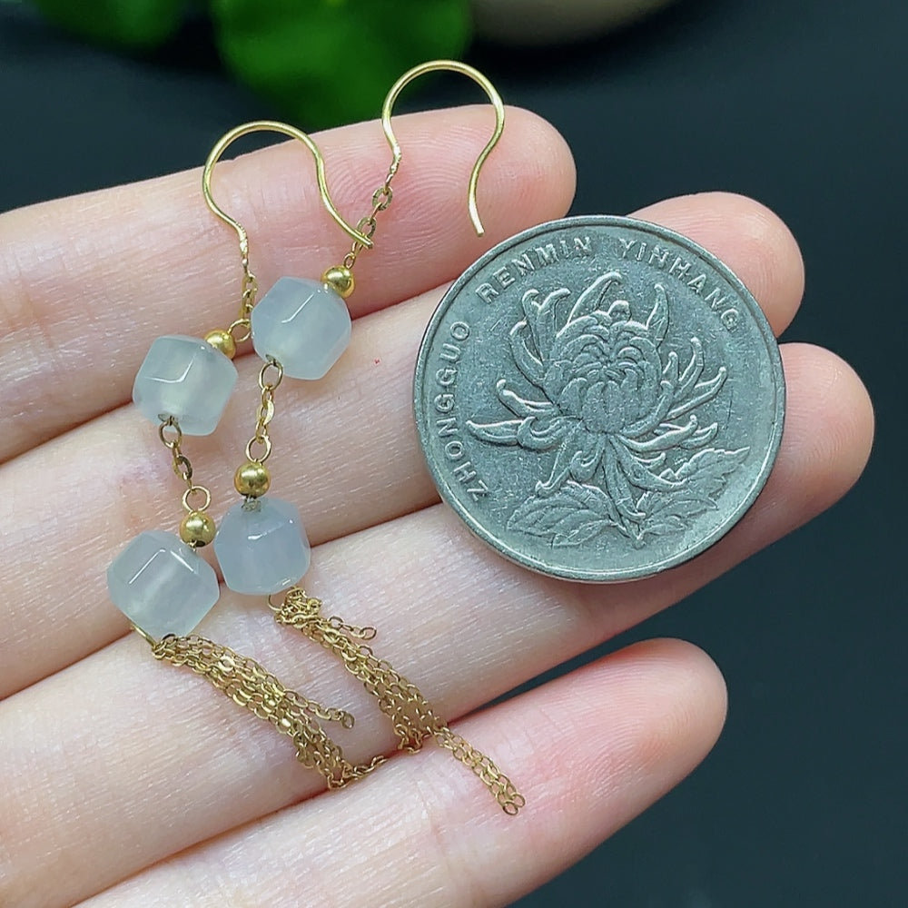 HKHQ jadeite bead inlaid earrings with 18k gold, lightweight jewelry featuring smooth jade beads and gold accents.