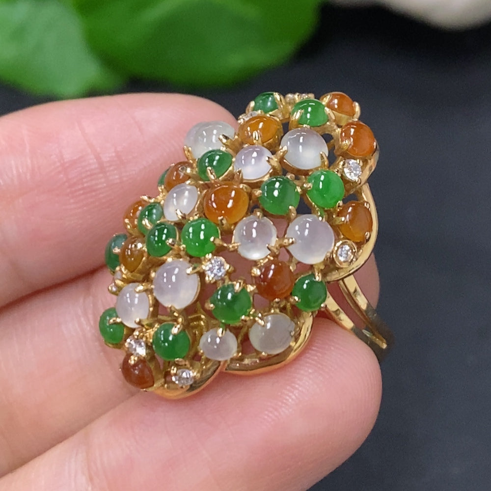 HKHQ jadeite cabochon ring with diamond inlays in 18K gold, size 17, weighing approximately 8.3g, natural color, elegant jewelry piece