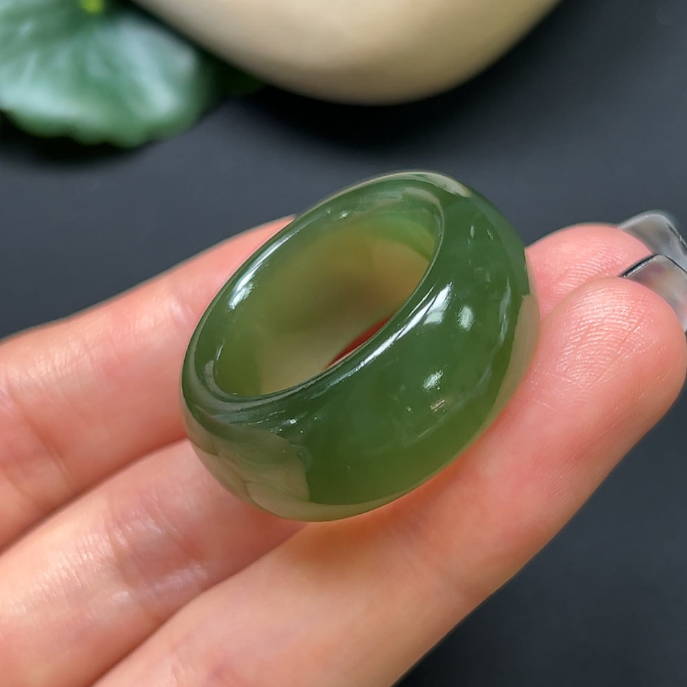 HKHQ Hetian Jade Thimble, size 24, weighing approximately 14.37g, crafted from smooth, polished green jade jewelry.