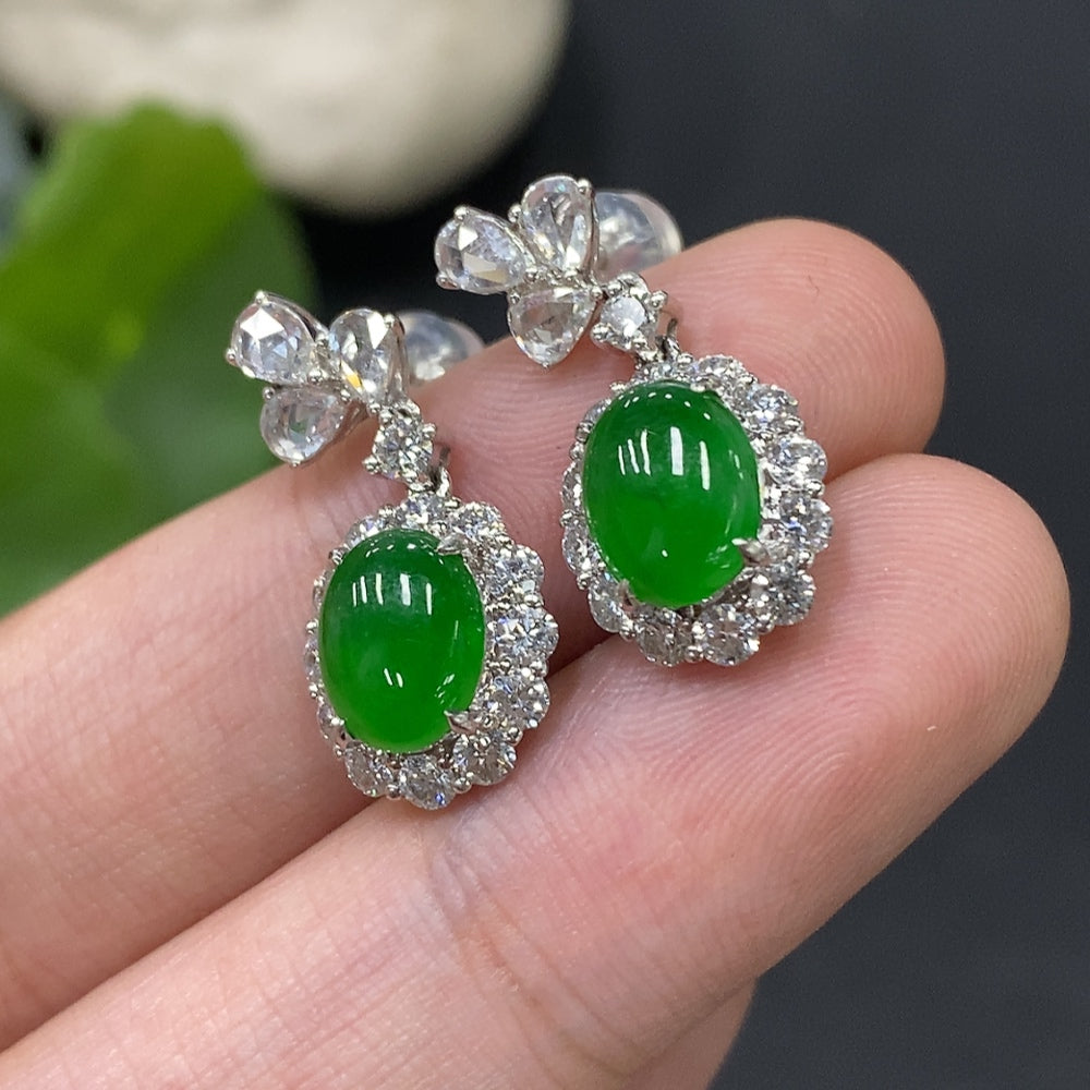 Jadeite Inlaid Piece 18K Gold Setting with Diamond Accent Total Weight Approx. 4.5g [Total Value: $10,012 USD]
