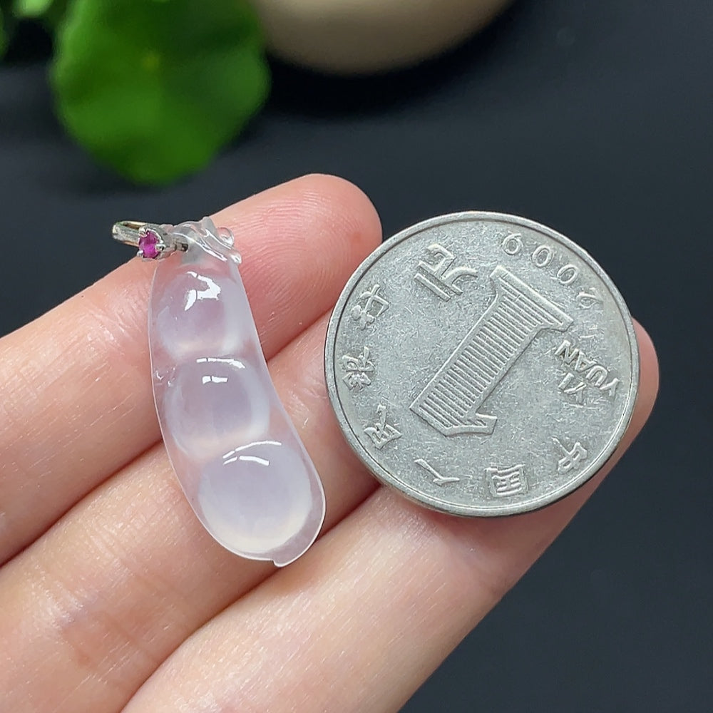 Jadeite Lucky Bean Pendant 9k