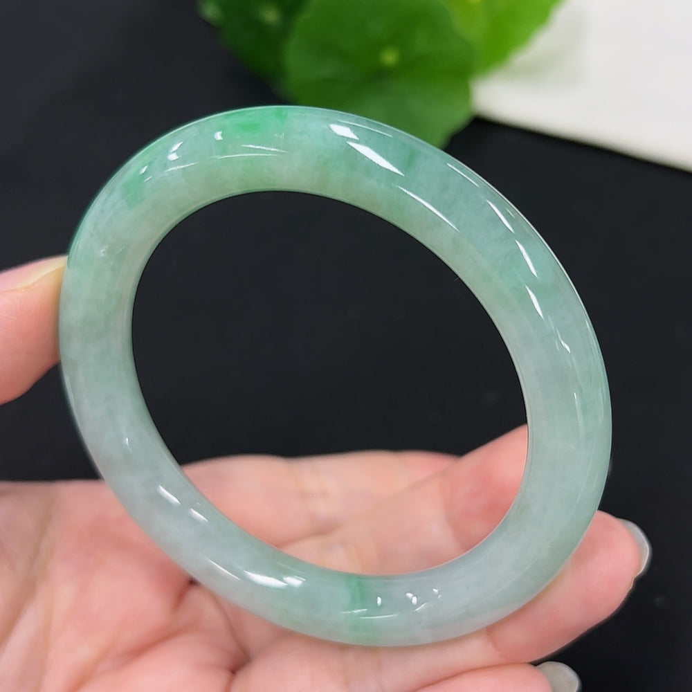 Jadeite Round Bangle Size 54.2 Total Weight Approx. 43.9g