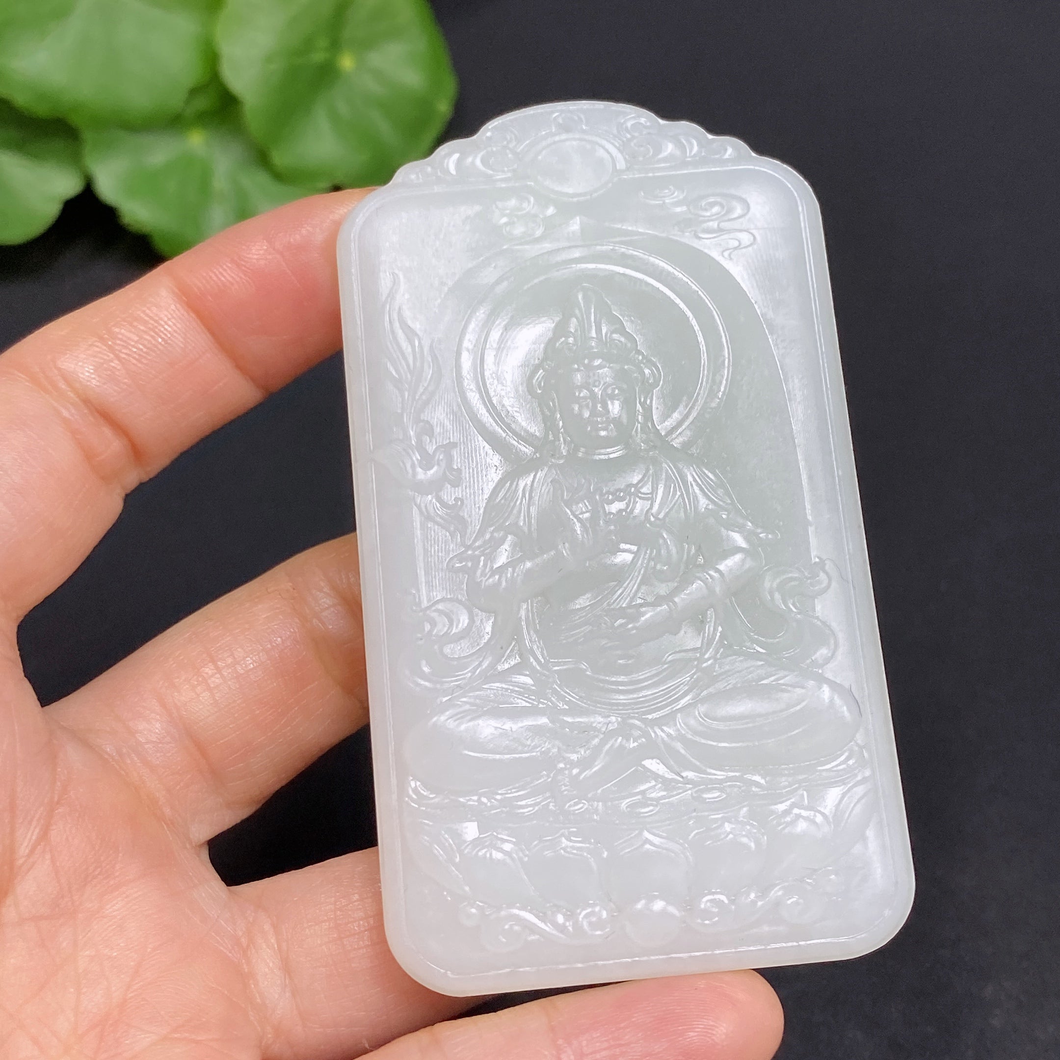 Hetian Jade Pendant Guanyin Total Weight Approx. 75.9g