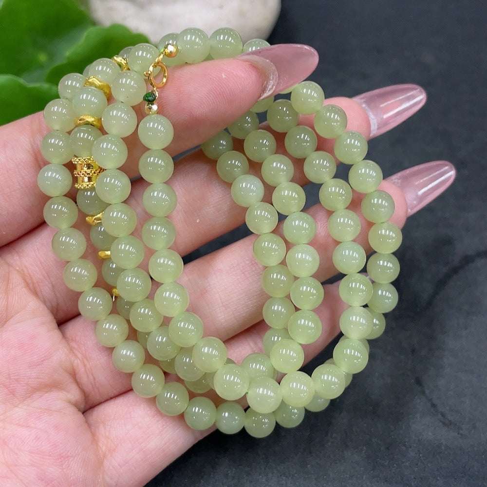 Hetian Jade Bead Necklace, Approx. 5.7mm, Total Weight About 34.7g, Small Bead Clasp 18k Gold, Marked Red Gold Content 99%, Others Unmarked Surface Tested Gold Content 97%
