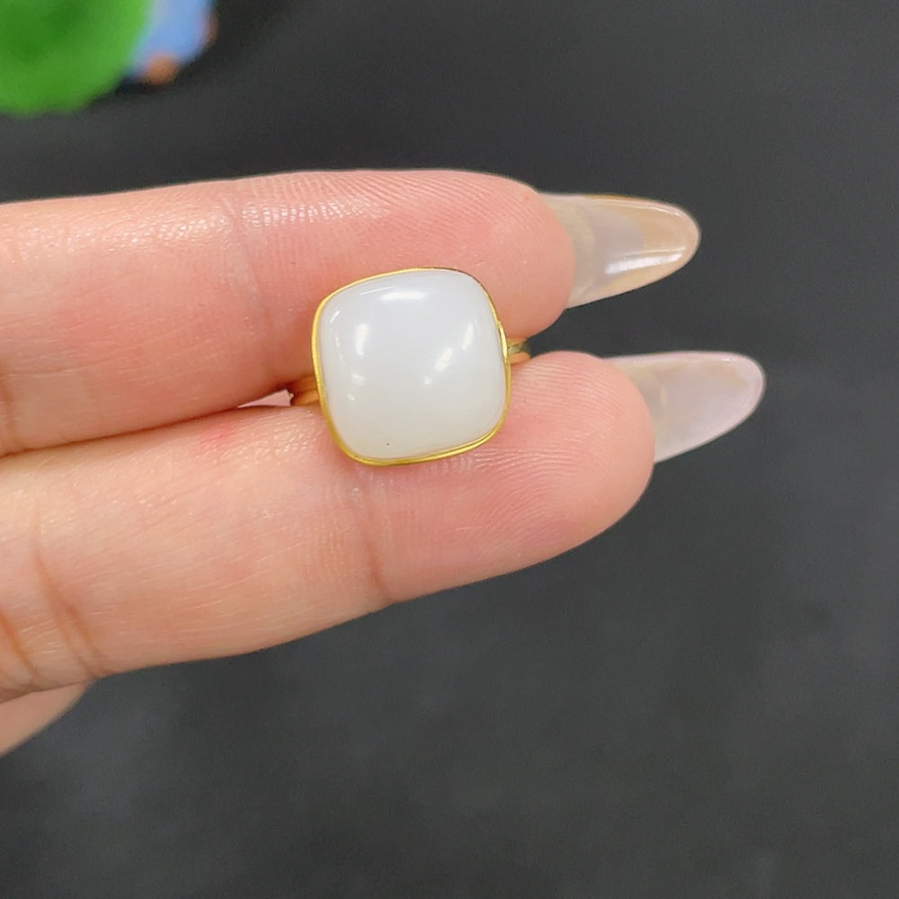 Hetian Jade Inlaid Ring Size 13 Total Weight Approx. 3.6g 18k