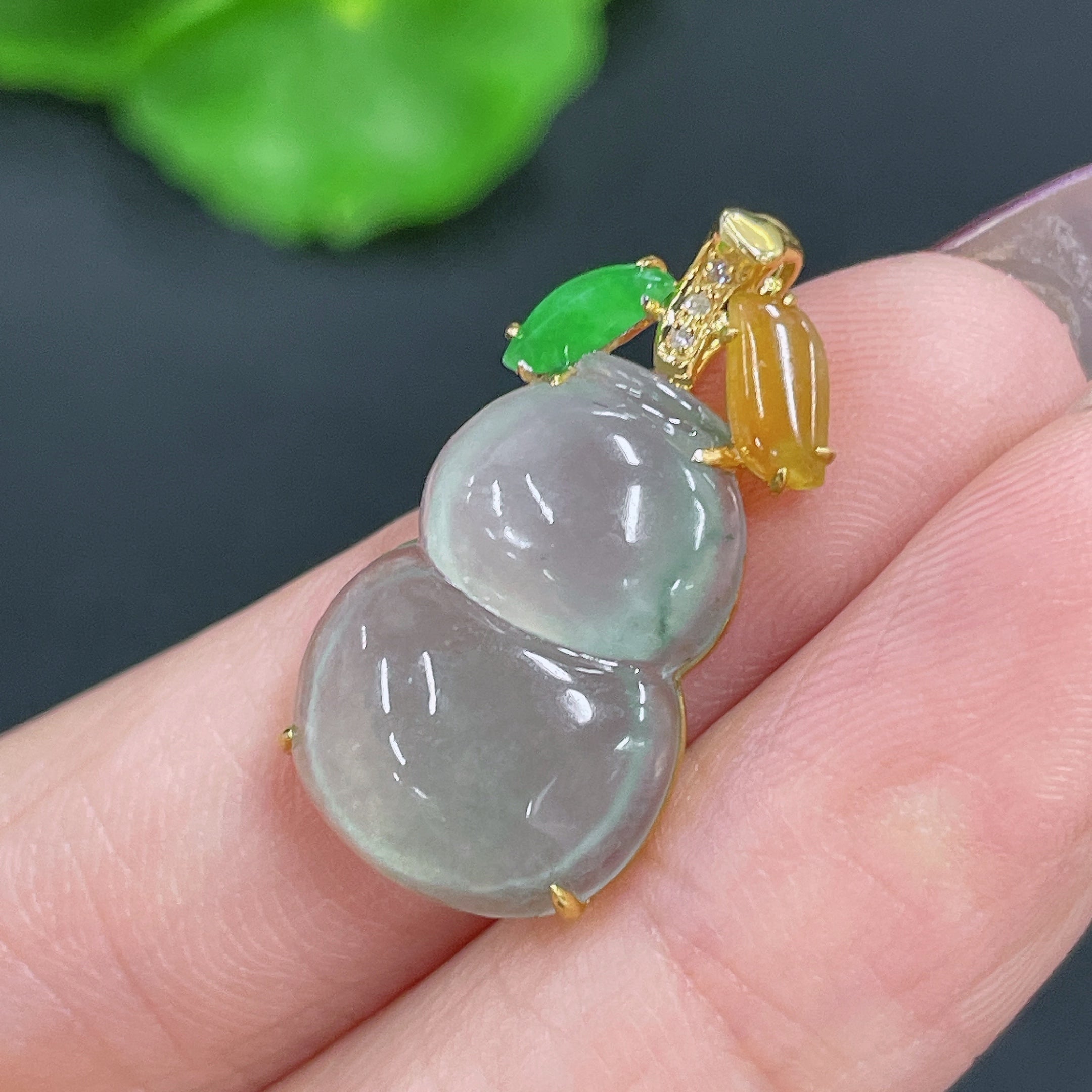 Jadeite Pendant Gourd 18k Gold Inlaid No Diamond Total Weight Approx. 2.67g