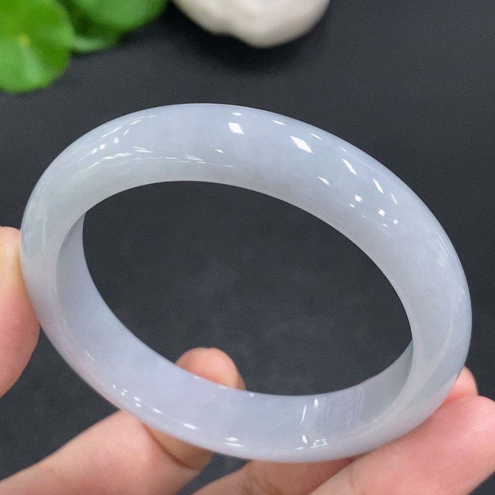 Jadeite Round Bracelet Size 53.2 Total Weight 45.025g