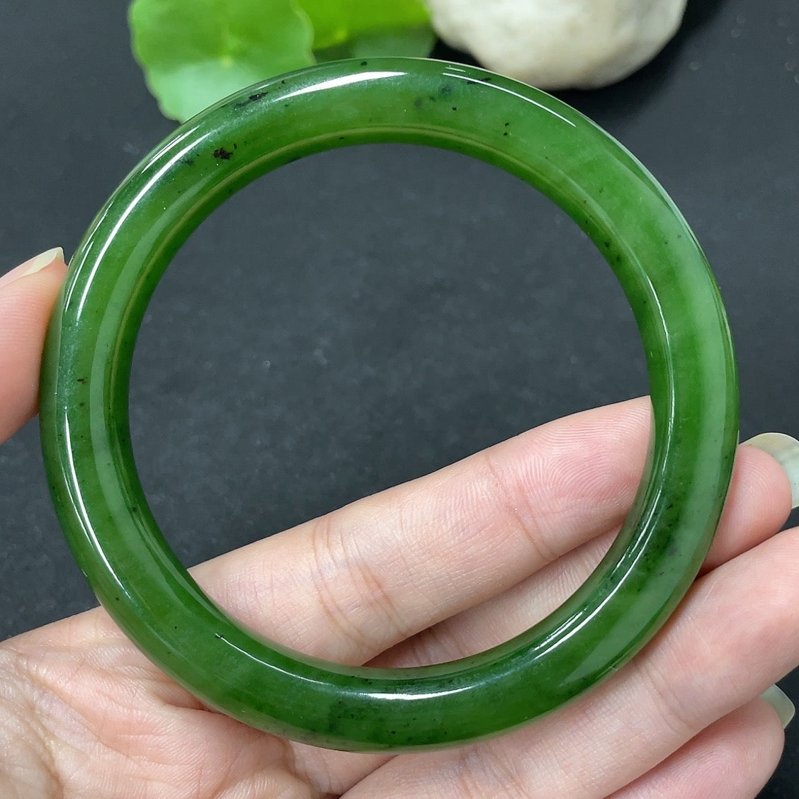 Hetian Jade Green Jade Round Bangle Size 58.7 Total Weight Approx. 44.7g