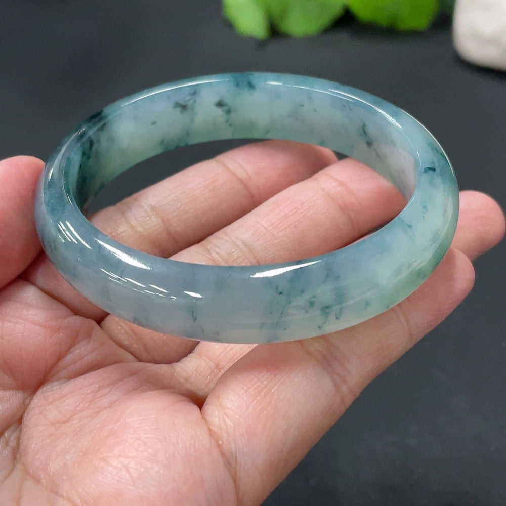 Jadeite Concubine Bracelet Size 55.2 Short Diameter 47.9 Total Weight 45.164g