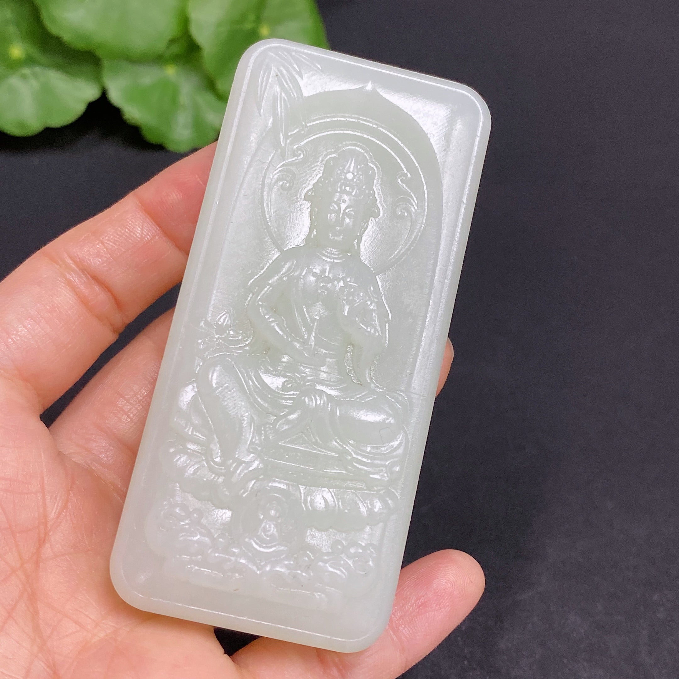 Hetian Jade Pendant Guanyin Total Weight Approx. 119.7g