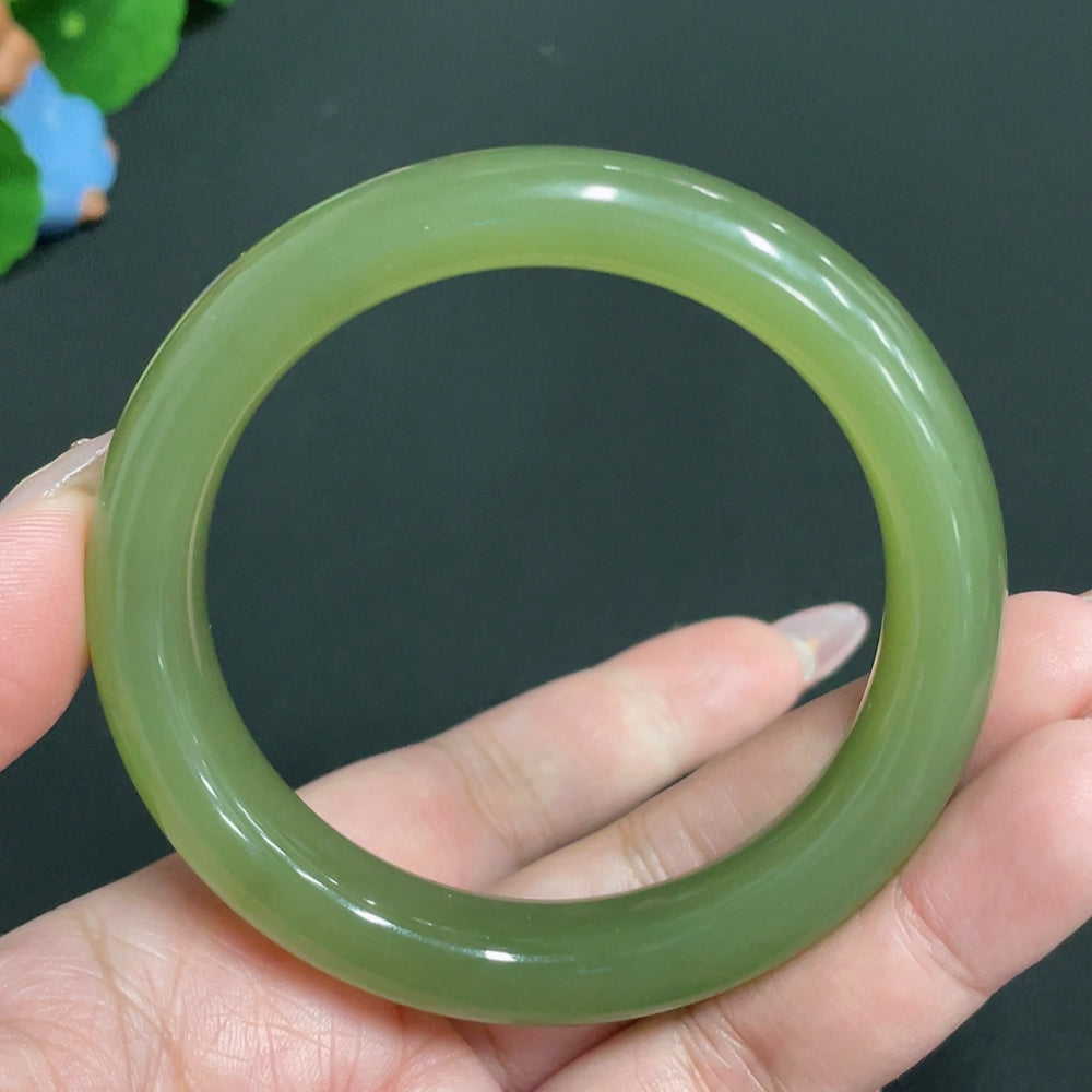 Hetian Jade Round Bracelet Size 57.9 Total Weight Approx. 62.4g
