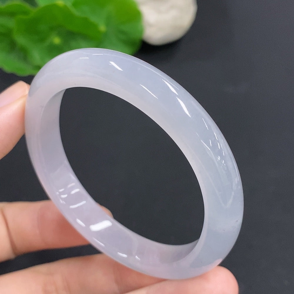 Jadeite Concubine Bracelet