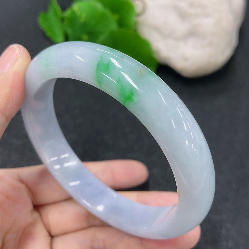 Jadeite Round Bangle