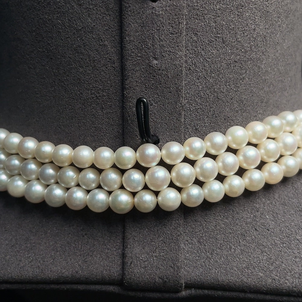 Seawater Pearl Strand Non-Gold Setting Approx. 5.2mm Total Weight About 49.57g