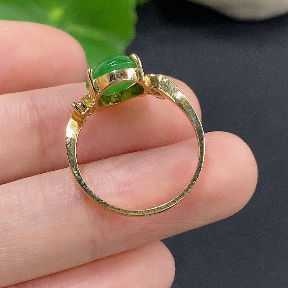 Jadeite Cabochon Inlaid Ring 18K Gold with Diamond Accents Size 13 Total Weight Approx. 2.79g