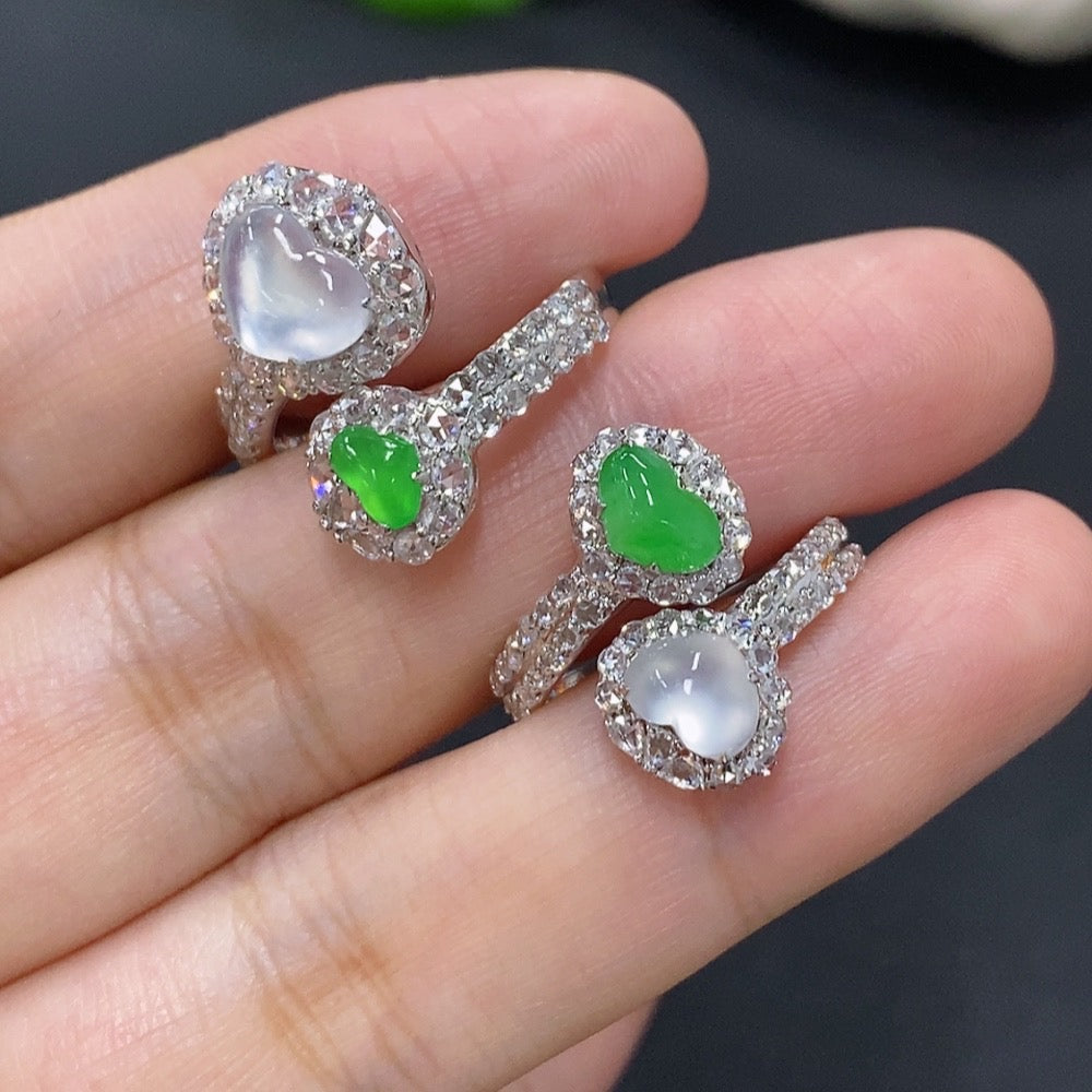 Jadeite inlaid ring lot with 15 size 14 rings, 18K gold, diamond accents, total weight 7.6g, from HKHQ.