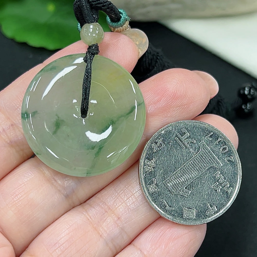 Jadeite Safety Buckle Pendant (Non-Gold Inlaid) (Color Origin Undetermined)
