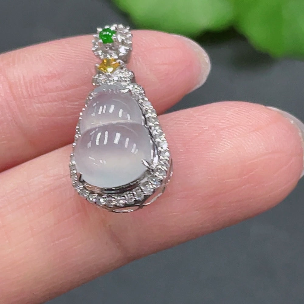 Jadeite Gourd Inlaid Pendant, Full 18K Gold, Total Weight Approx. 3.4g Including Chain