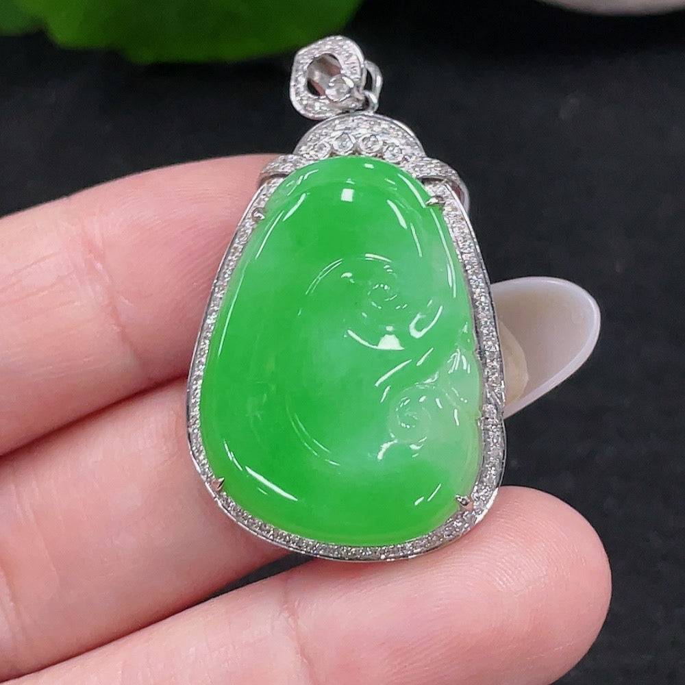 Jadeite Ruyi Pendant 18K Gold Total Weight Approx. 6.7g (With Diamond Accents)