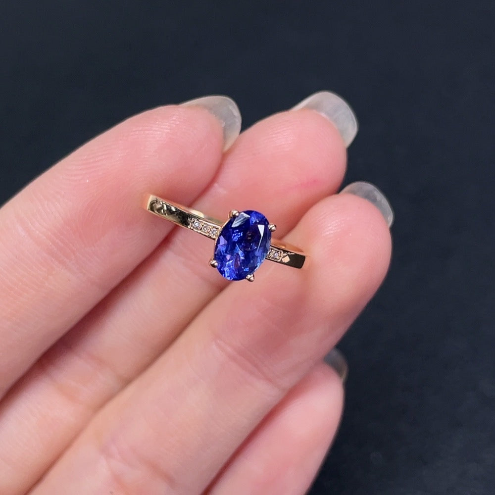 Tanzanite Inlaid Ring 18k Gold