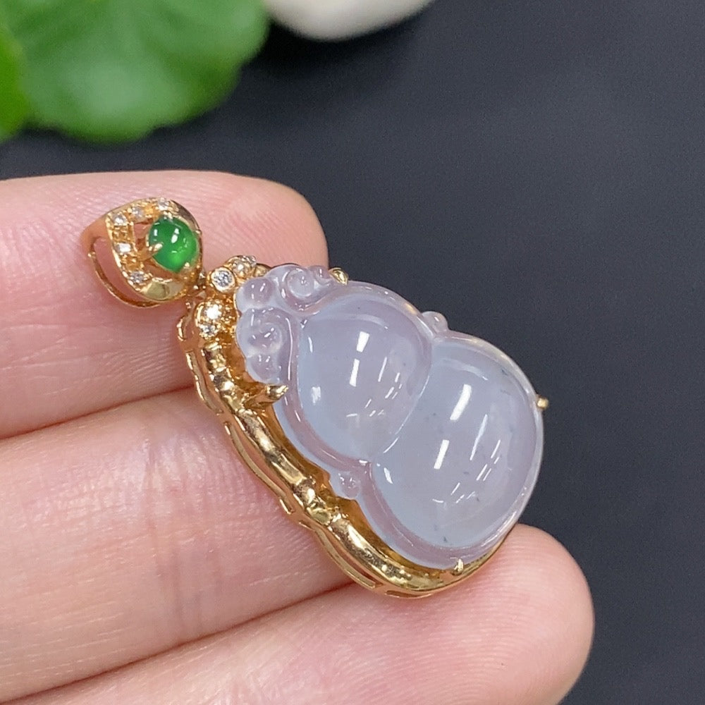 Jadeite Gourd Inlaid Pendant 18k Gold Total Weight Approx. 3.3g with Diamond Accents