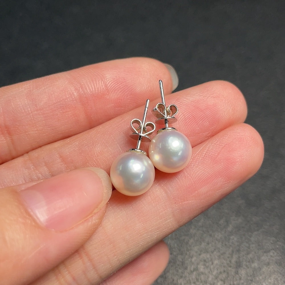 18K seawater pearl earrings Total weight about 2.70g Size about 8.5mm