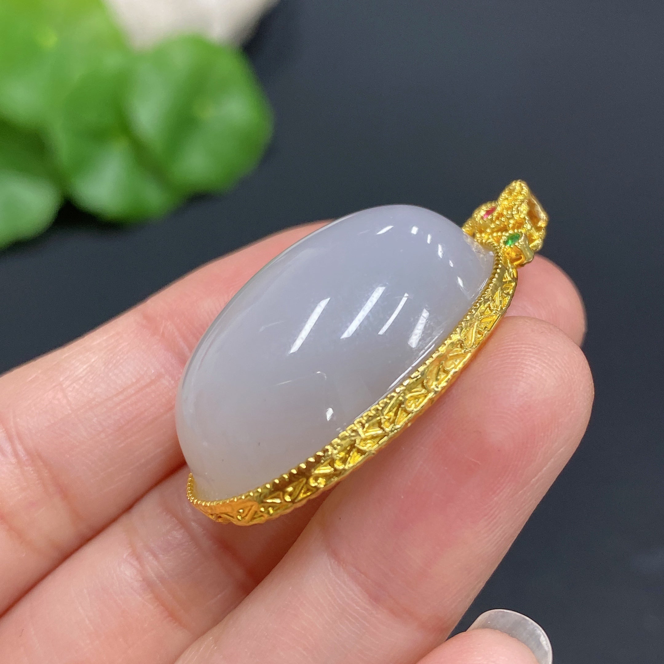 Hetian Jade Inlaid Pendant Suspected Gold-Plated Total Weight Approx. 11.2g