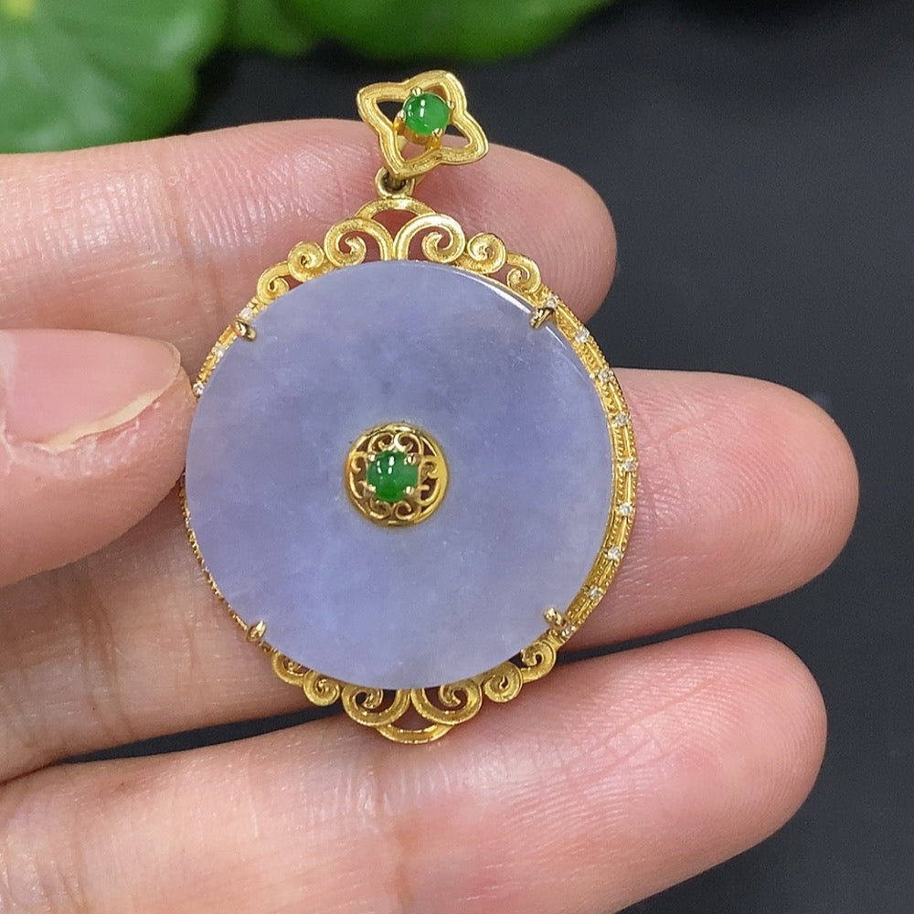 Jadeite inlaid pendant with 18K gold setting, showcasing smooth green jade stone, designed by HKHQ, weighing approximately 5.2g