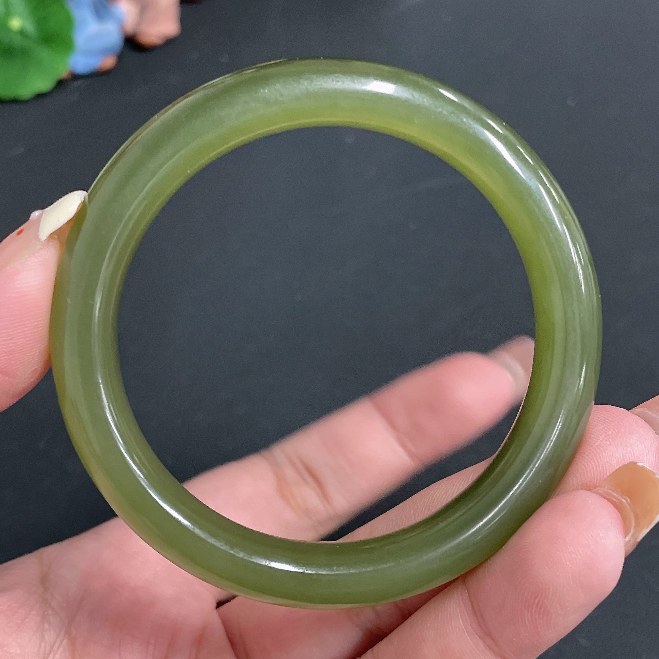 Hetian Jade Round Bangle, Size 55, Total Weight Approx. 45.49g