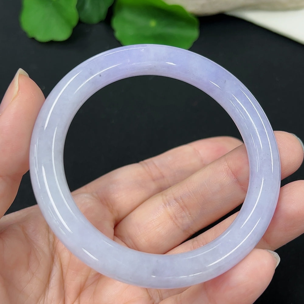 Jadeite Round Bangle