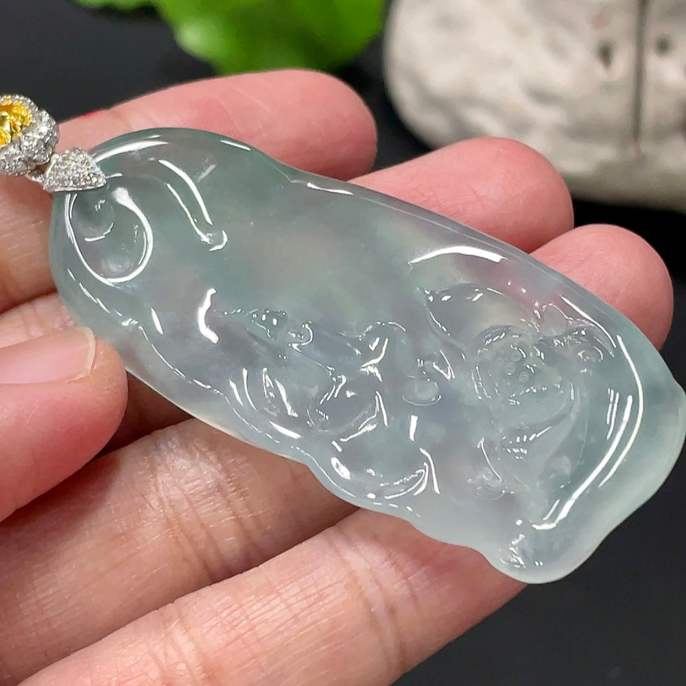 Jadeite Formless Guanyin Pendant with 18K Gold Clasp, Total Weight Approx. 21.66g