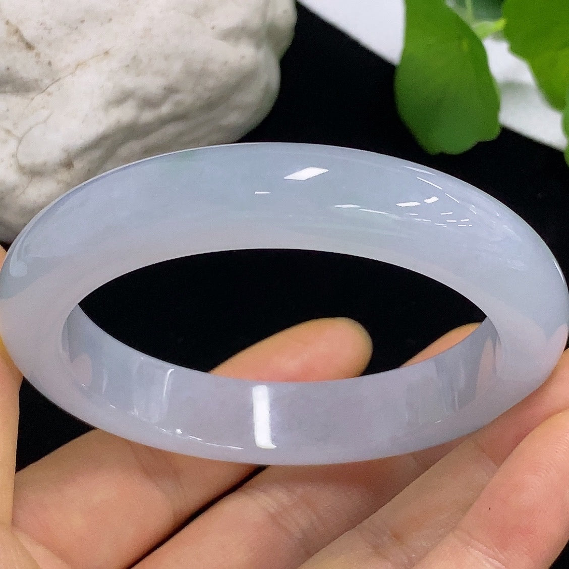 Jadeite round bracelet with size 56.4 and weight 61.44g, crafted by HKHQ, showing smooth, polished jade beads.