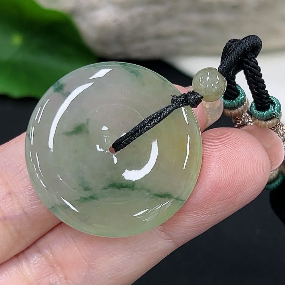 Jadeite Safety Buckle Pendant (Non-Gold Inlaid) (Color Origin Undetermined)